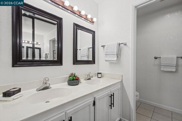 39843 Cedar Blvd 121, Newark, CA 94560