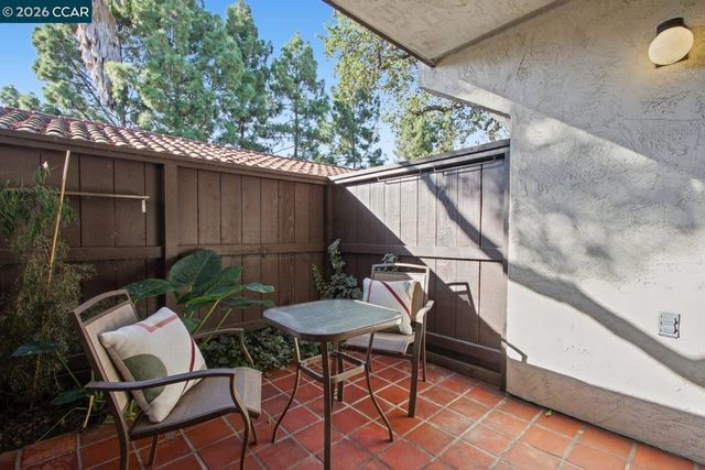 39843 Cedar Blvd 121, Newark, CA 94560