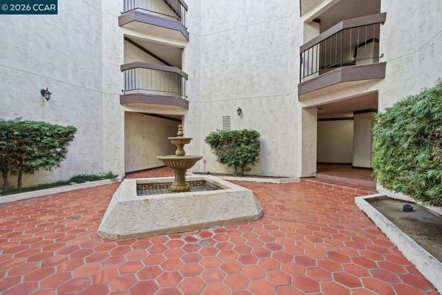 39843 Cedar Blvd 121, Newark, CA 94560