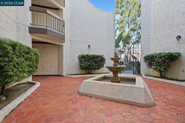 39843 Cedar Blvd 121, Newark, CA 94560
