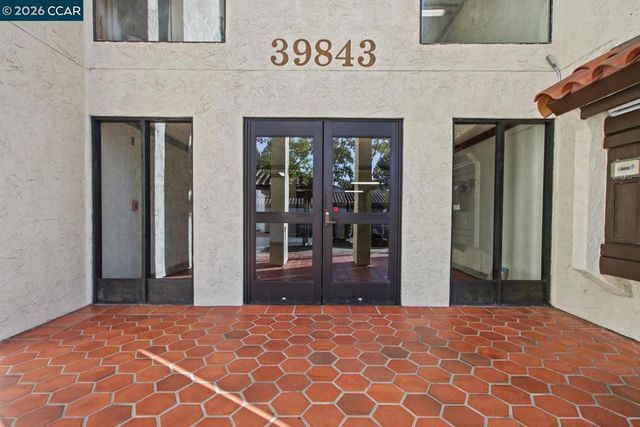 39843 Cedar Blvd 121, Newark, CA 94560