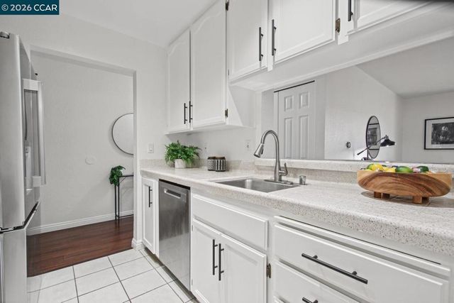 39843 Cedar Blvd 121, Newark, CA 94560