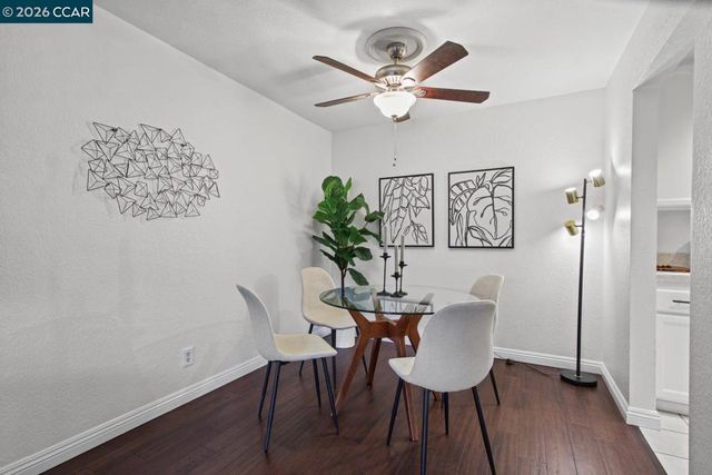 39843 Cedar Blvd 121, Newark, CA 94560