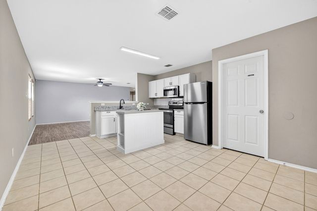 1444 Sun Breeze Drive, Little Elm, TX 75068