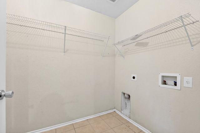 1444 Sun Breeze Drive, Little Elm, TX 75068