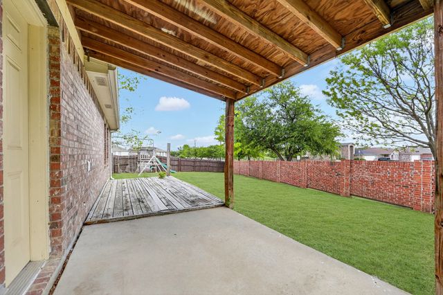 1444 Sun Breeze Drive, Little Elm, TX 75068