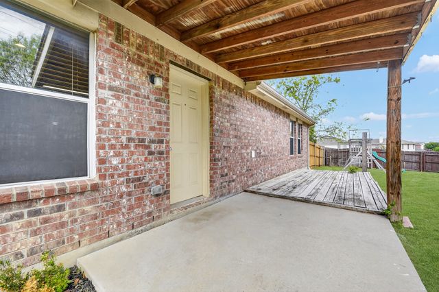 1444 Sun Breeze Drive, Little Elm, TX 75068