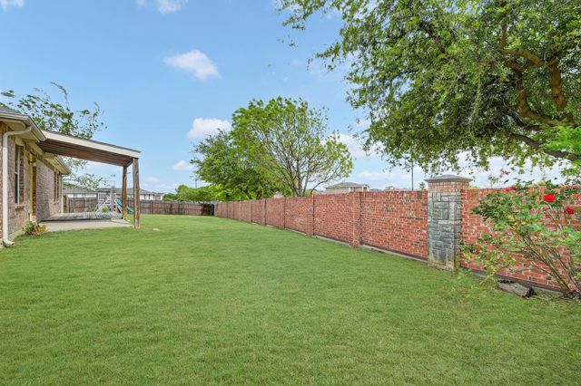 1444 Sun Breeze Drive, Little Elm, TX 75068