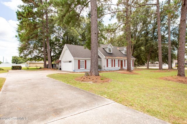 4484 Central Avenue, Waycross, GA 31503