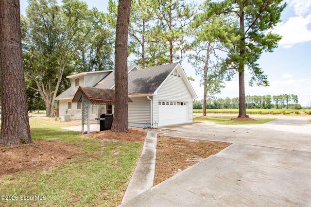 4484 Central Avenue, Waycross, GA 31503