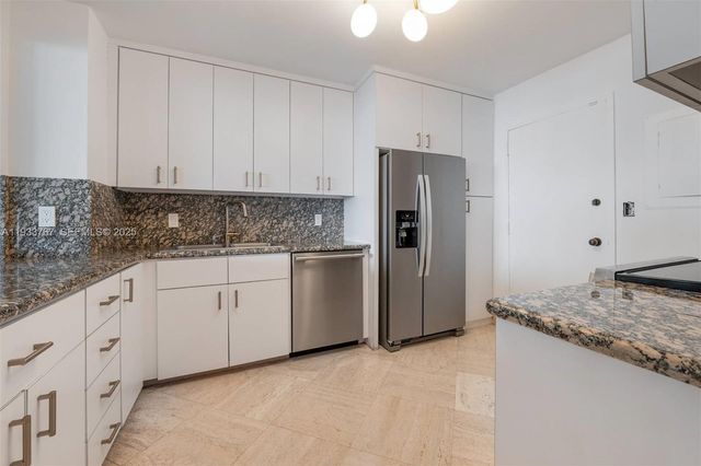 1 Grove Isle Drive A908, Miami, FL 33133