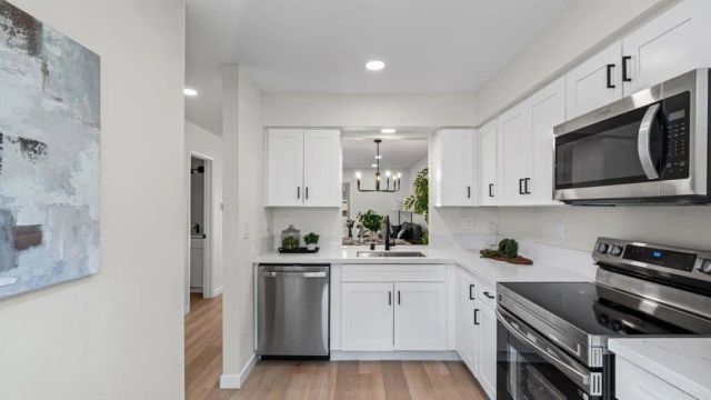 134 Espanas, Escondido, CA 92026