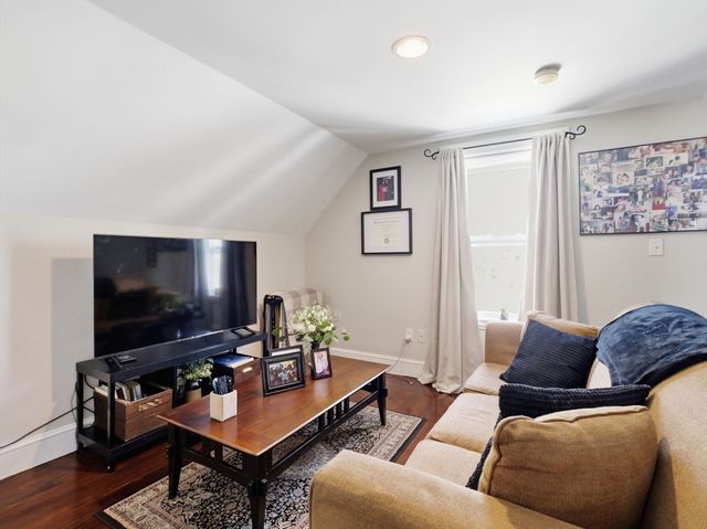 325 Mountain Ave, Revere, MA 02151