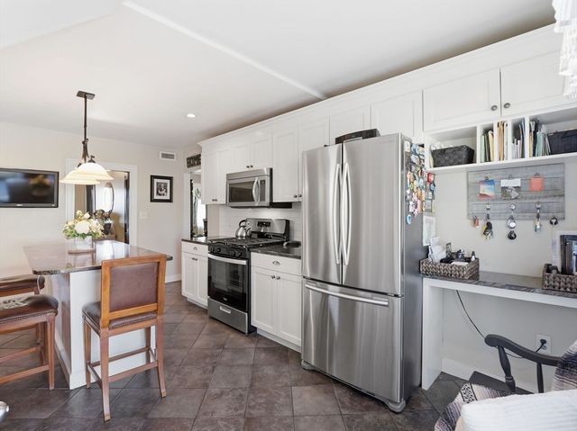 325 Mountain Ave, Revere, MA 02151