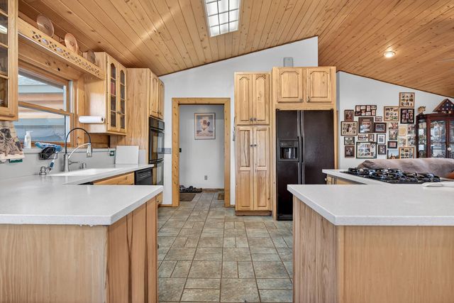 10394 Ponderosa Way, Mountain Ranch, CA 95246