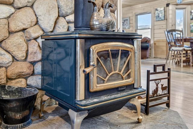 10394 Ponderosa Way, Mountain Ranch, CA 95246