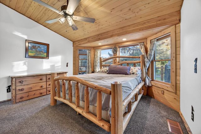 10394 Ponderosa Way, Mountain Ranch, CA 95246