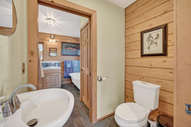 10394 Ponderosa Way, Mountain Ranch, CA 95246