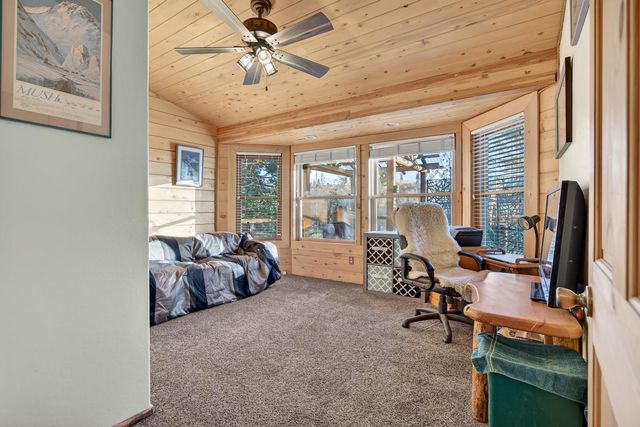 10394 Ponderosa Way, Mountain Ranch, CA 95246