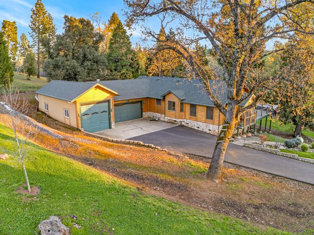 10394 Ponderosa Way, Mountain Ranch, CA 95246