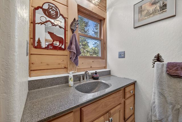 10394 Ponderosa Way, Mountain Ranch, CA 95246