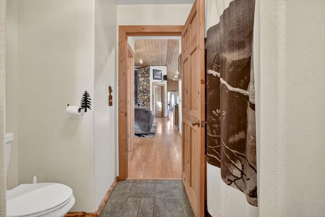 10394 Ponderosa Way, Mountain Ranch, CA 95246