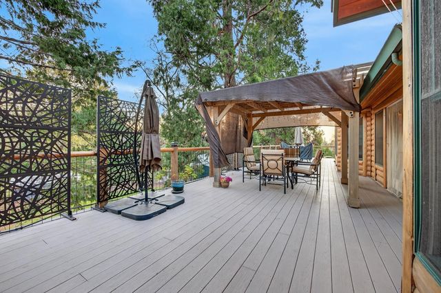 10394 Ponderosa Way, Mountain Ranch, CA 95246