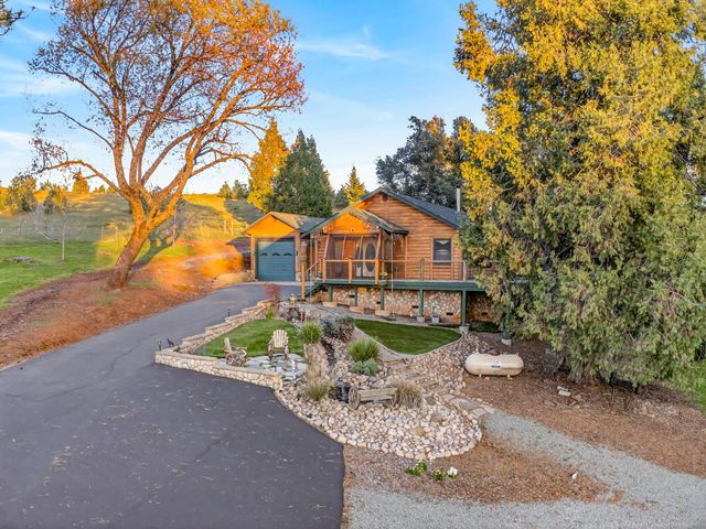 10394 Ponderosa Way, Mountain Ranch, CA 95246