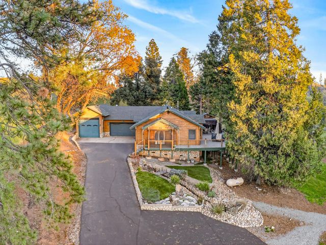 10394 Ponderosa Way, Mountain Ranch, CA 95246