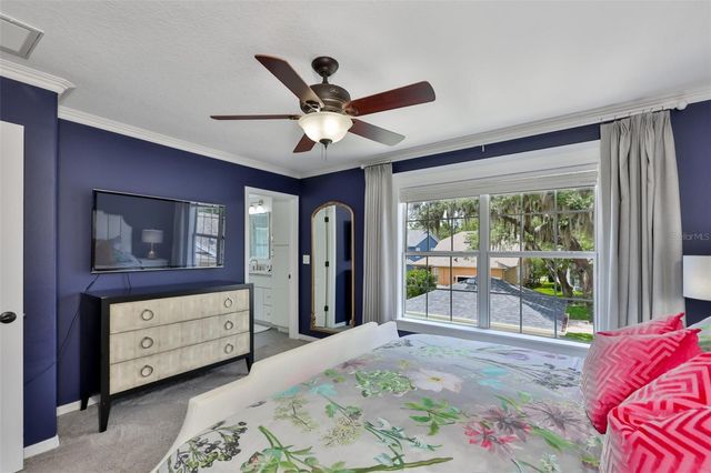 16012 LONEOAK VIEW DRIVE, Lithia, FL 33547