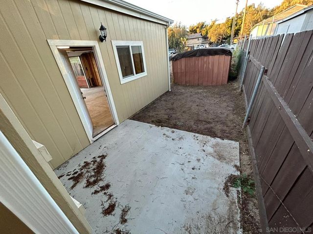 8975 Lamar St, Spring Valley, CA 91977