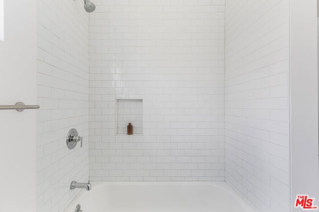 2600 Stoner Avenue, Los Angeles, CA 90064