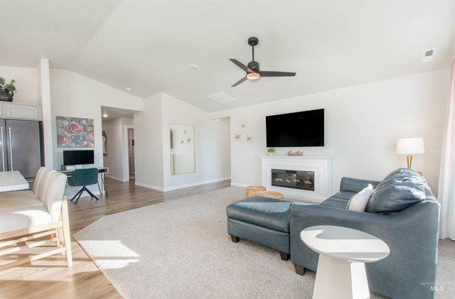 11289 W Langit St, Star, ID 83669