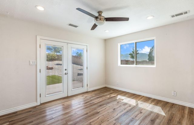 4747 Limestone Drive NE, Rio Rancho, NM 87124