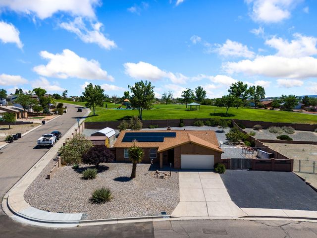4747 Limestone Drive NE, Rio Rancho, NM 87124