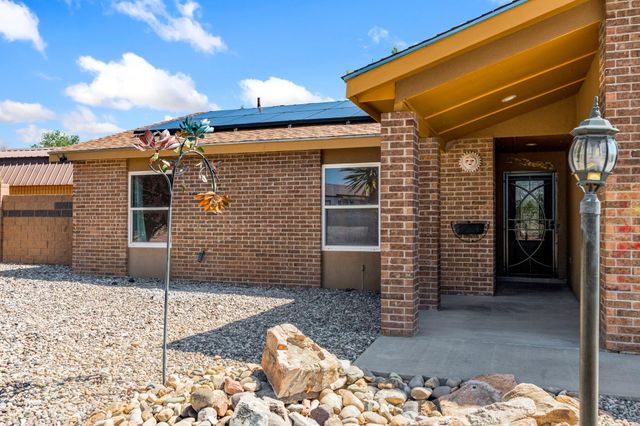 4747 Limestone Drive NE, Rio Rancho, NM 87124