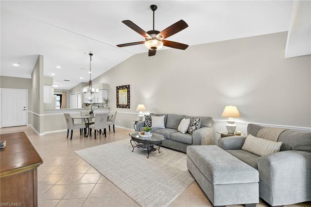 8370 Heritage Links CT # 2025, Naples, FL 34112
