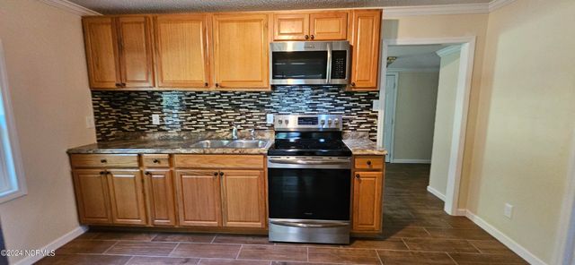 163 E Third Street, Garland, NC 28441