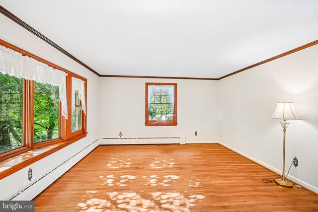 3 MOREDON RD, Huntingdon Valley, PA 19006