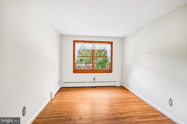 3 MOREDON RD, Huntingdon Valley, PA 19006