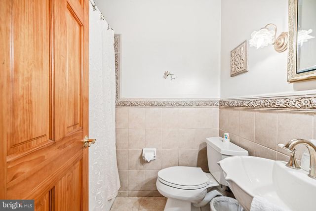 3 MOREDON RD, Huntingdon Valley, PA 19006