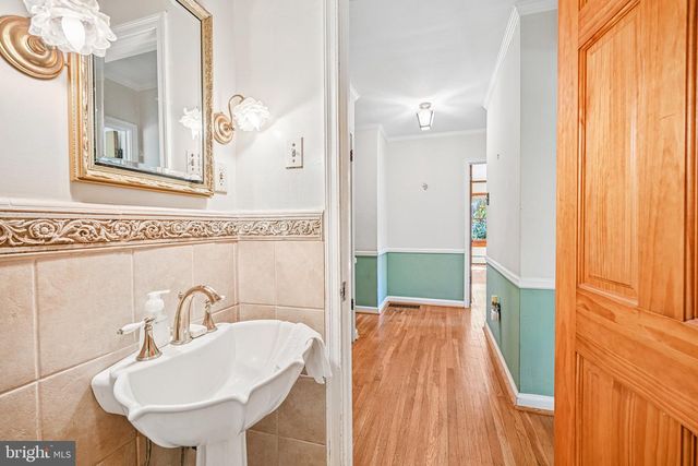 3 MOREDON RD, Huntingdon Valley, PA 19006