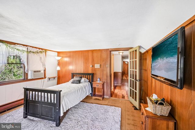 3 MOREDON RD, Huntingdon Valley, PA 19006