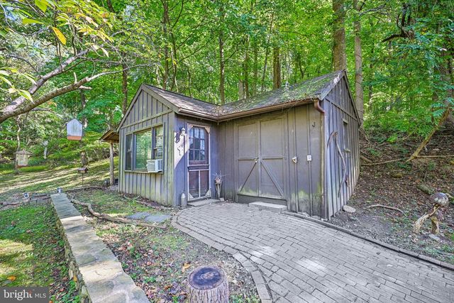 3 MOREDON RD, Huntingdon Valley, PA 19006