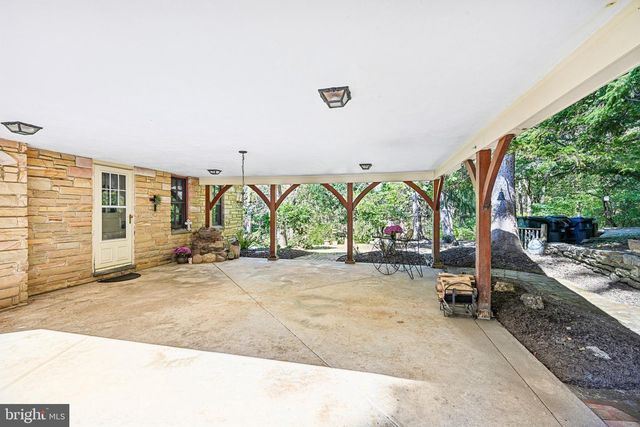 3 MOREDON RD, Huntingdon Valley, PA 19006