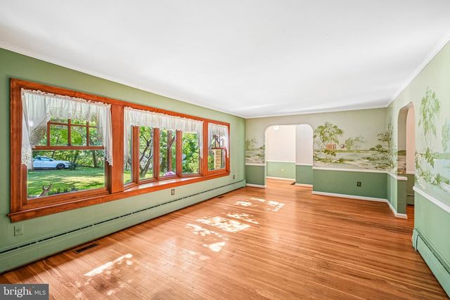 3 MOREDON RD, Huntingdon Valley, PA 19006