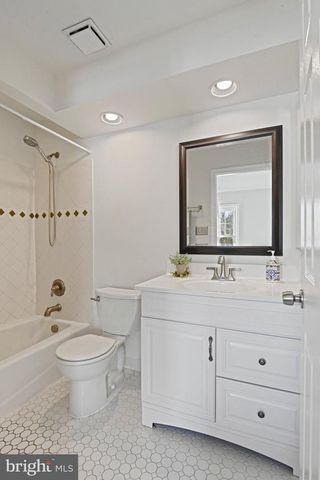 44025 ABERDEEN TER, Ashburn, VA 20147