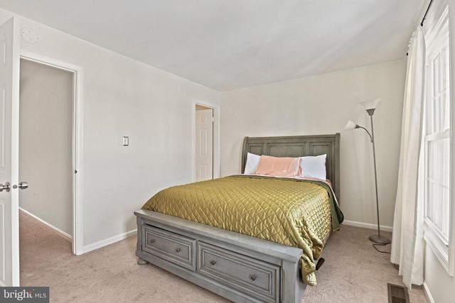 44025 ABERDEEN TER, Ashburn, VA 20147