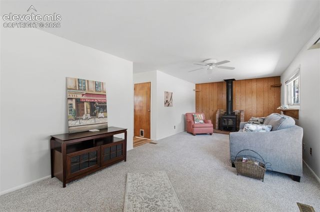 110 N Brentwood Drive, Colorado Springs, CO 80909