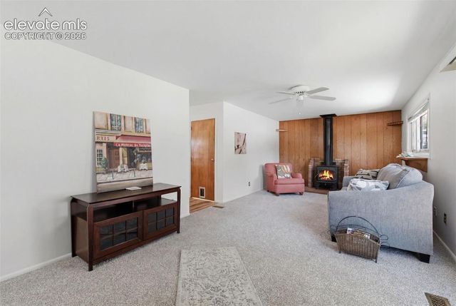 110 N Brentwood Drive, Colorado Springs, CO 80909